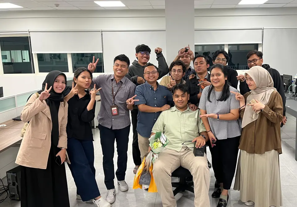Davi with the product and engineering team at Sinar Mas Land